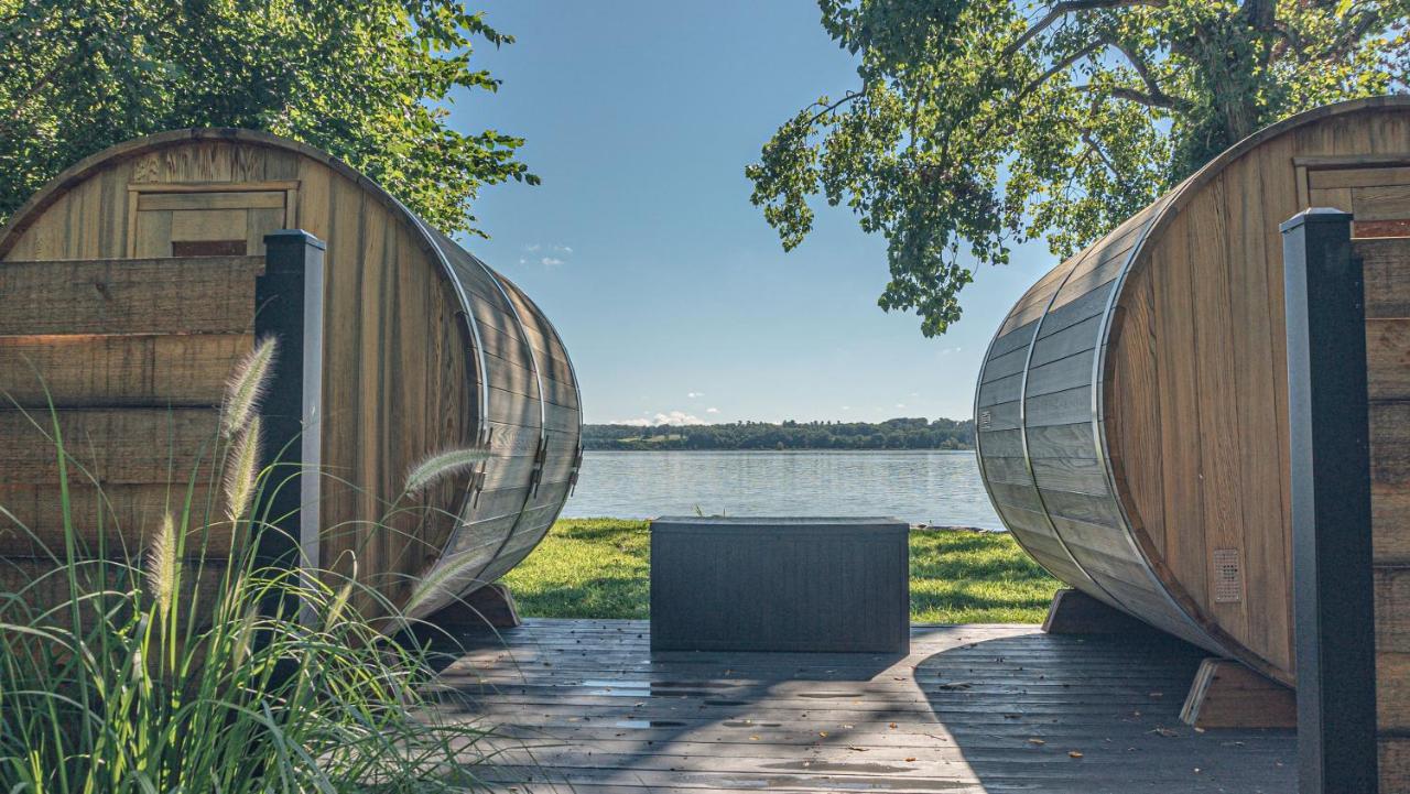 Hutton Brickyards Riverfront Hotel & Venue Кингстон Экстерьер фото