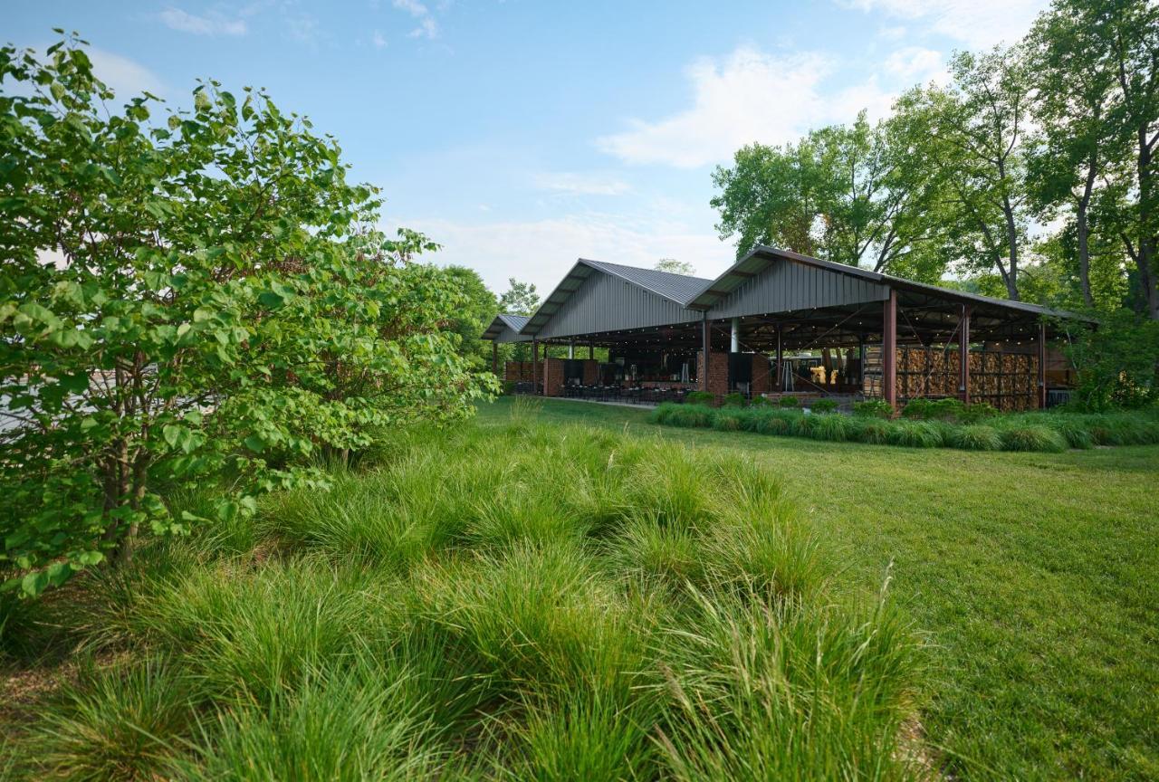 Hutton Brickyards Riverfront Hotel & Venue Кингстон Экстерьер фото